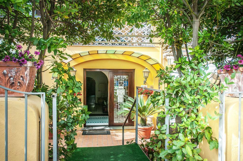 Hotel Annabelle ايسكيا المظهر الخارجي الصورة