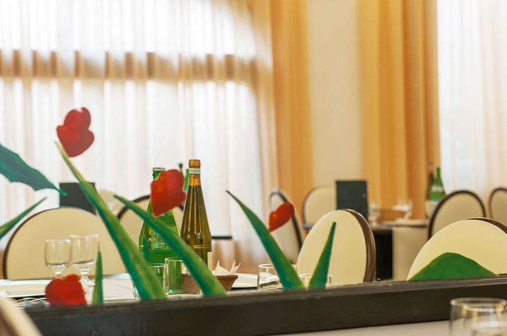 Hotel Annabelle ايسكيا المظهر الخارجي الصورة