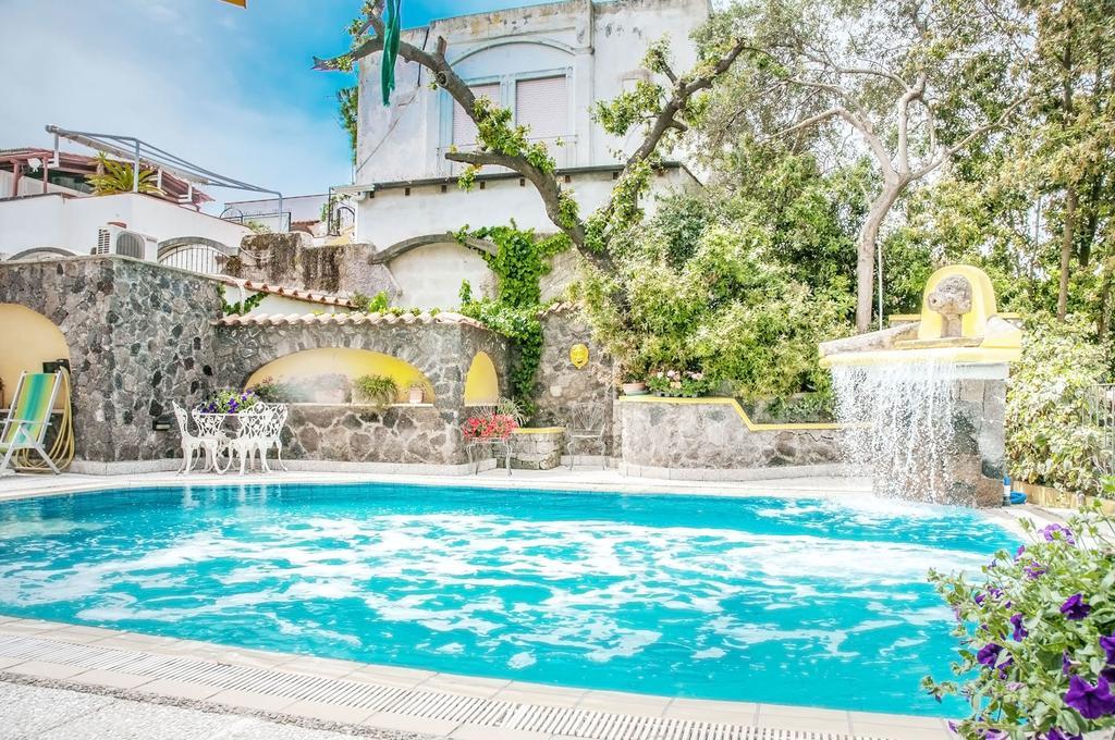 Hotel Annabelle ايسكيا المظهر الخارجي الصورة