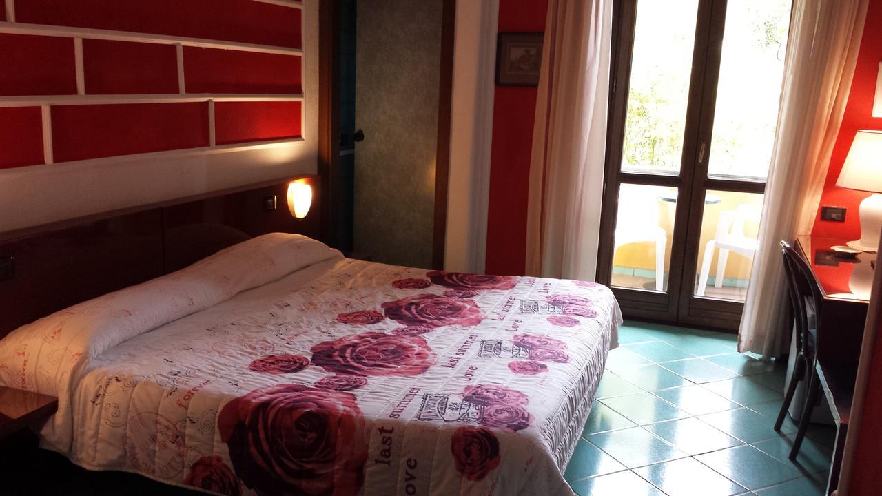 Hotel Annabelle ايسكيا المظهر الخارجي الصورة