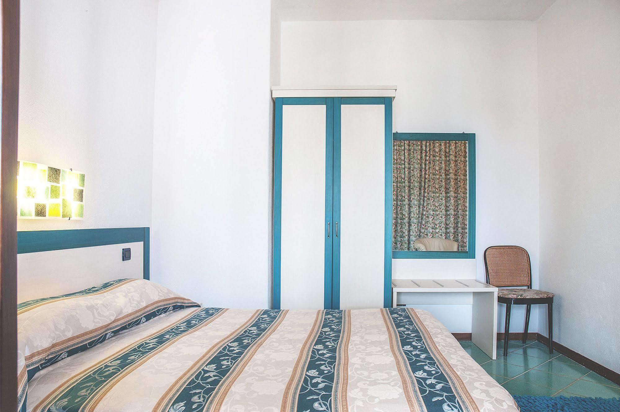 Hotel Annabelle ايسكيا المظهر الخارجي الصورة