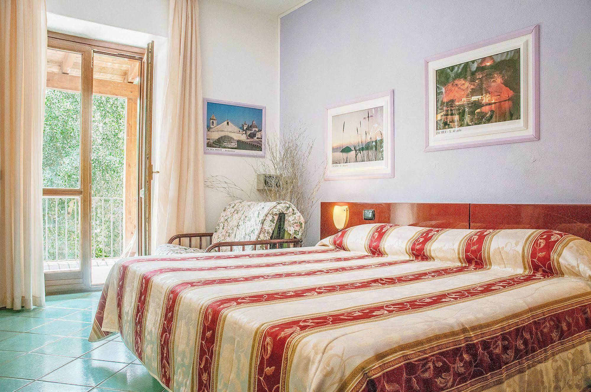 Hotel Annabelle ايسكيا المظهر الخارجي الصورة