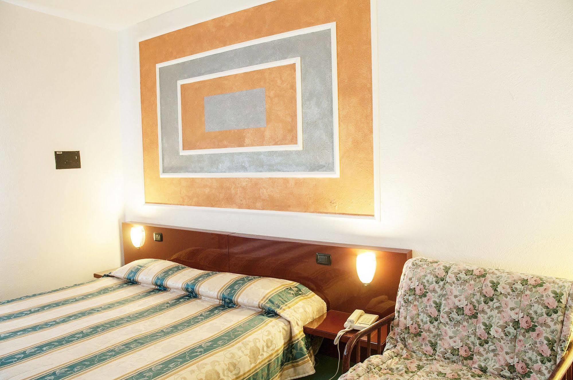 Hotel Annabelle ايسكيا المظهر الخارجي الصورة